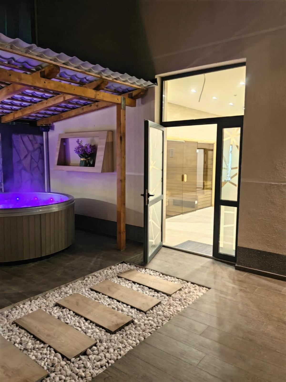 Hotel Euforia Lounge Sabac Exterior photo